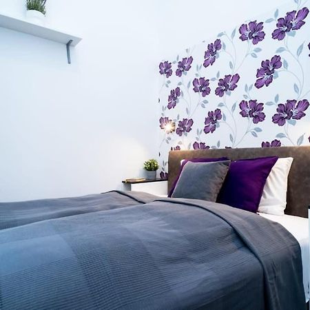 Modern Intimate Studio In The Center Budapest Eksteriør billede