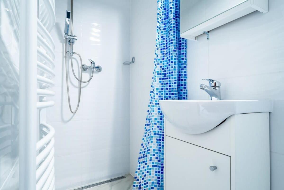 Modern Intimate Studio In The Center Budapest Eksteriør billede